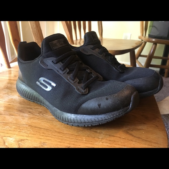skechers non slip shoes
